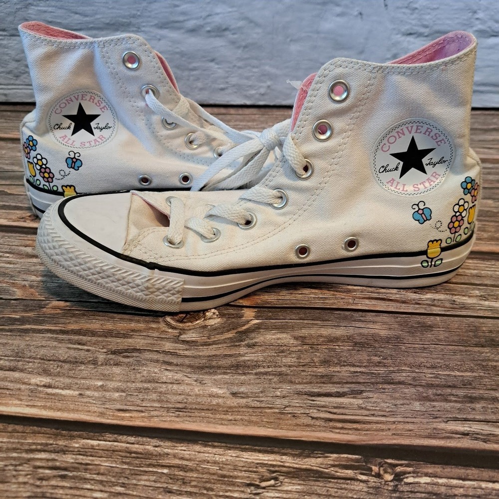 Converse Chuck Taylor All Star Hello Kitty High Top White Floral Sneakers Womens - Picture 8 of 10